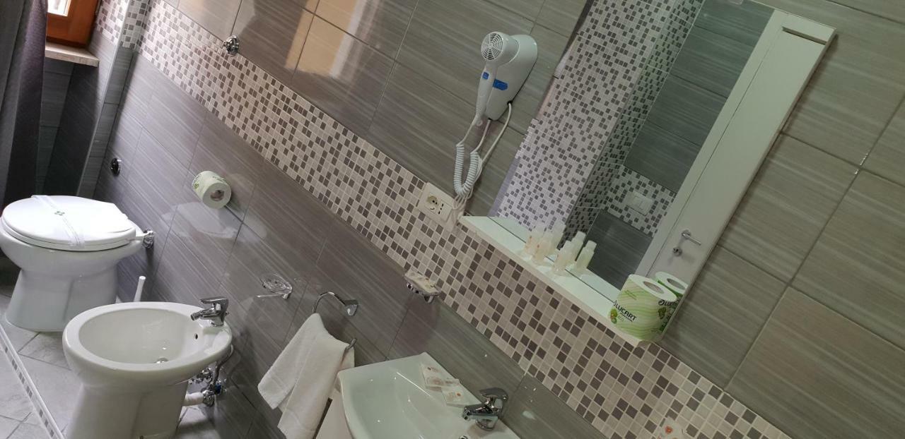 B&B Giva Napels Buitenkant foto